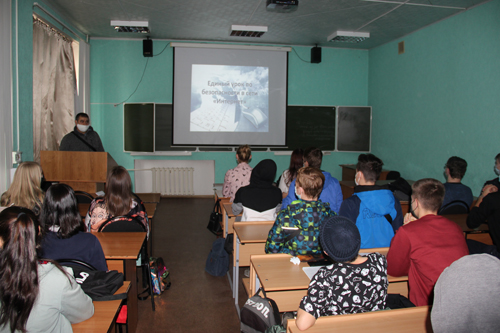 ������ ���� � ������������ � ���� ��������һ