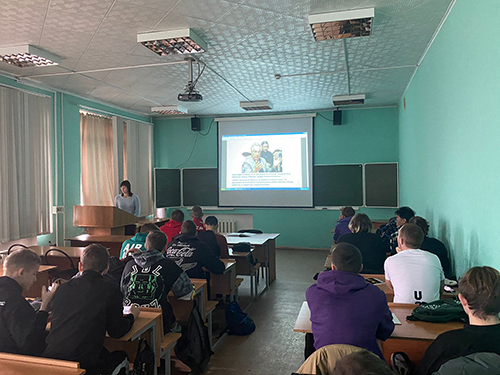 100 ��� �� ��� �������� �. �. ���������