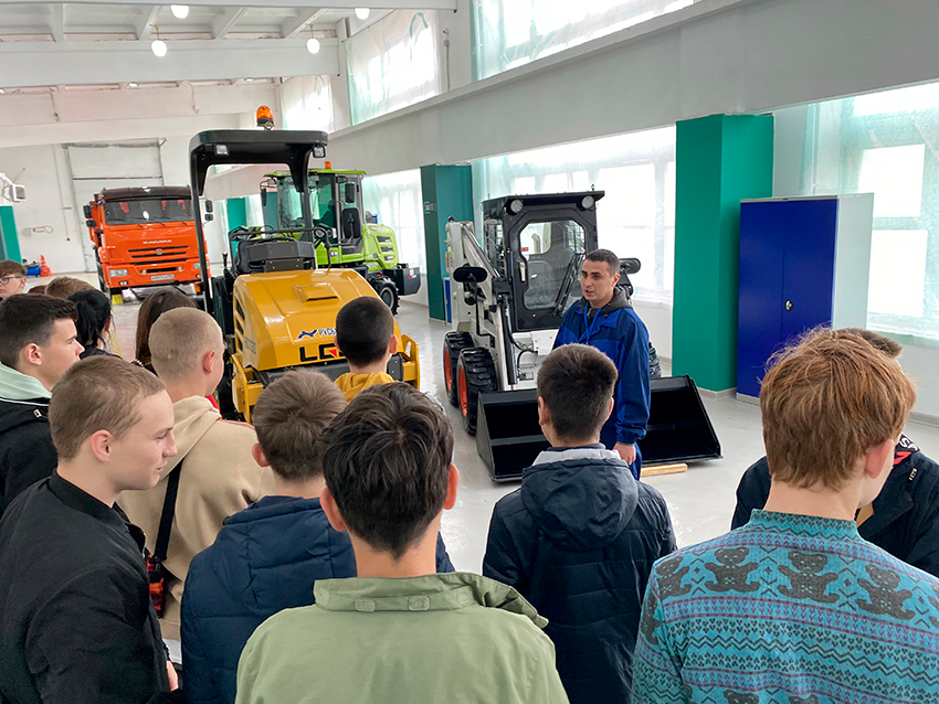 2023-04-22 12.31.54.png