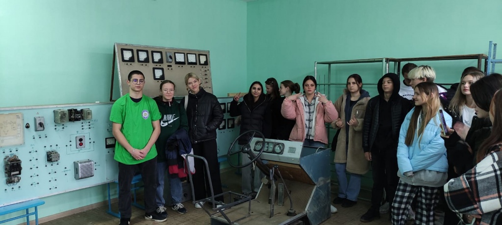 WhatsApp Image 2023-10-21 at 16.01.14 (2).jpeg