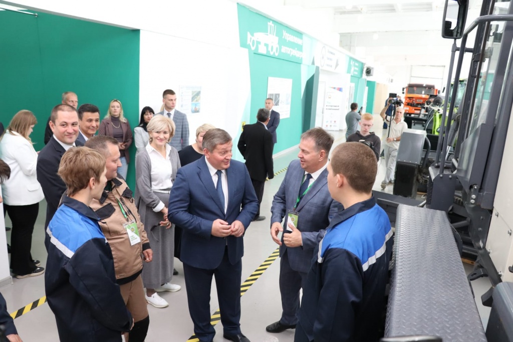 WhatsApp Image 2023-10-06 at 15.21.19 (1).jpeg